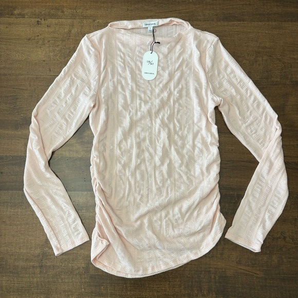 Chic Blush Long Sleeve Top - Picture 4 of 9